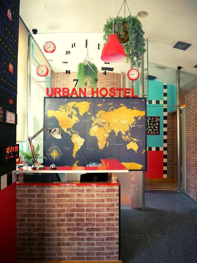 Urban Hostel Madrid Exterior photo