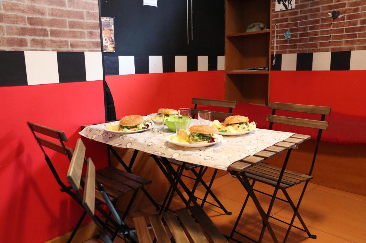 Urban Hostel Madrid Exterior photo
